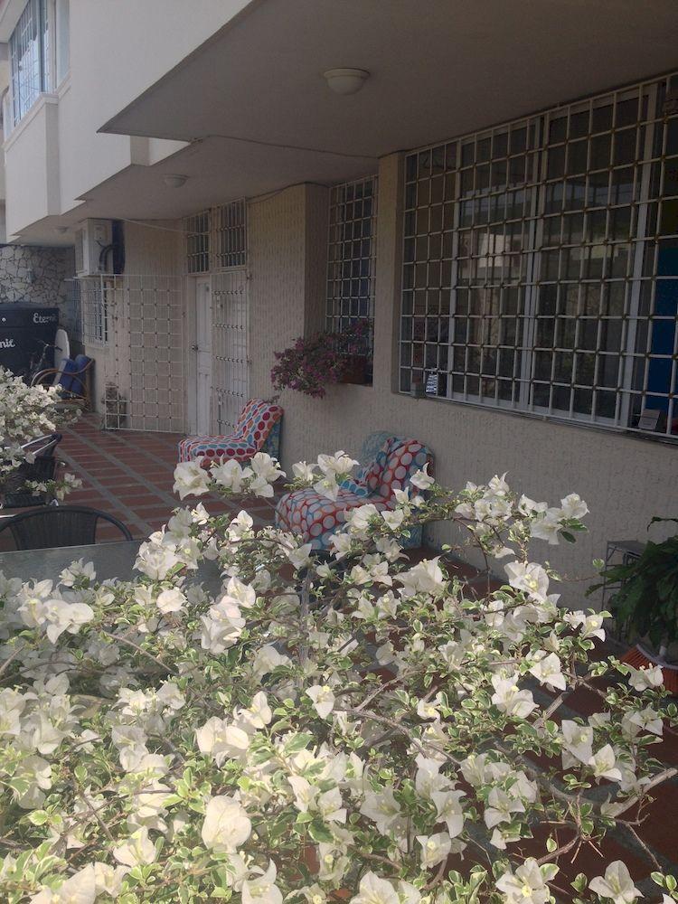 Hotel Gairaca Real